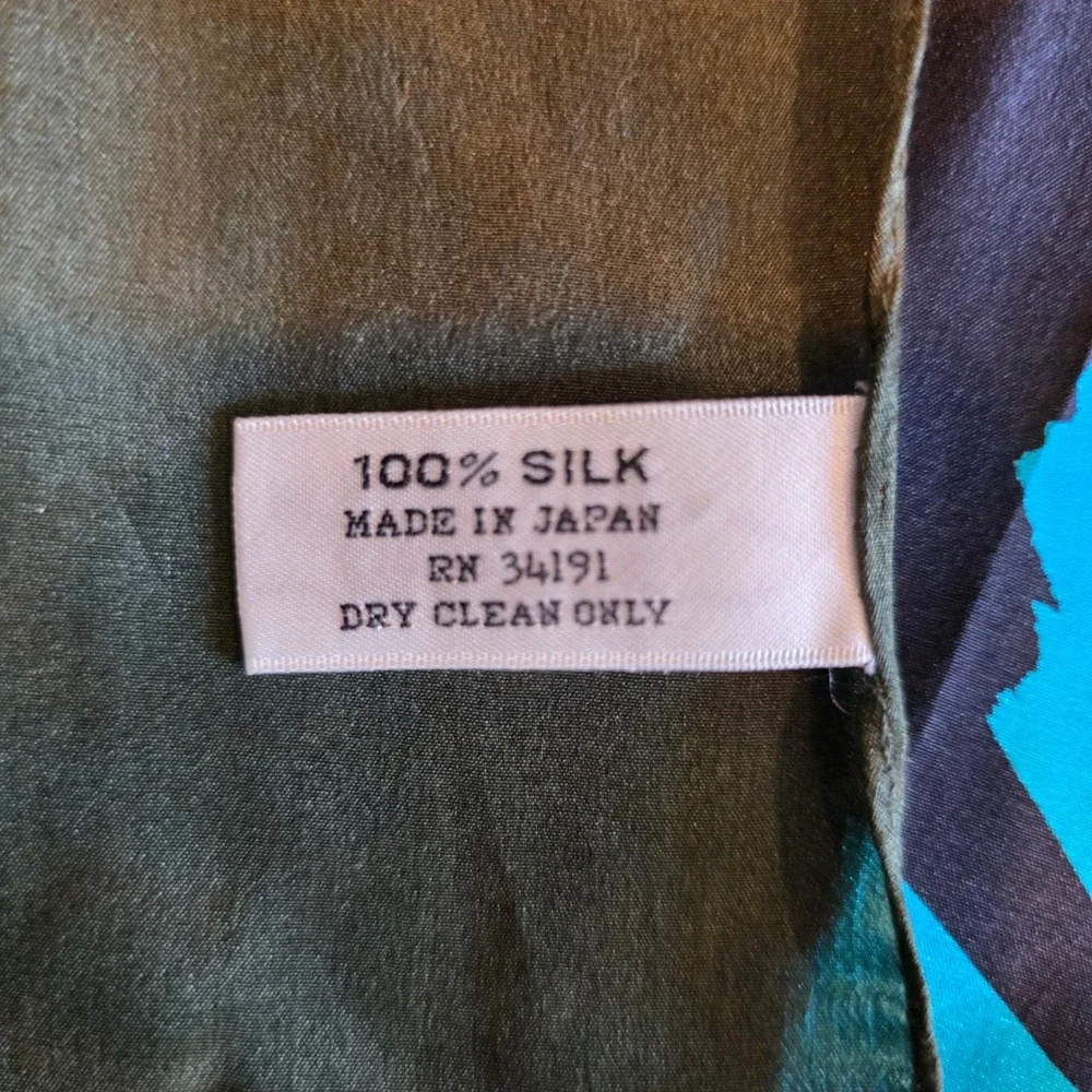 The Luxury of Silk vintage 100%